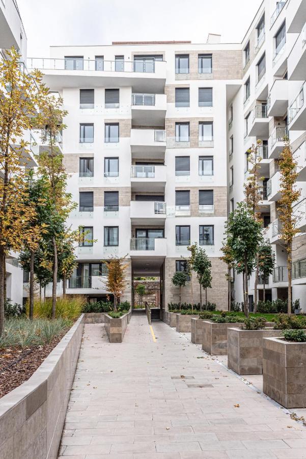 Dob36 Apartment With Free Private Parking And Balcony 布达佩斯 外观 照片