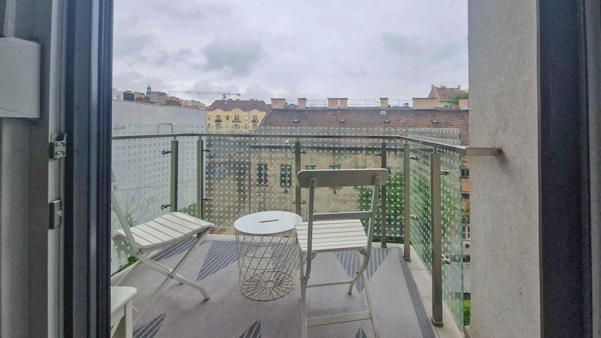 Dob36 Apartment With Free Private Parking And Balcony 布达佩斯 外观 照片